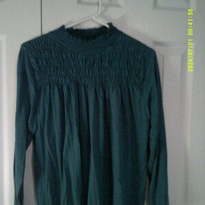 Gorgeous Sundance Turquoise Smocked Top Size L